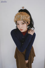 リアルボタン刺繍ニットカーディガン