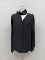 Lien V-Neck Tie Blouse
