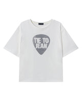 ピックグラフィック レギュラーフィット セミクロップドTシャツ オフホワイト