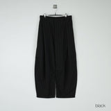stripe curved wide slacks