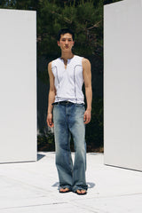 Curved half zip up sleeveless(White)
