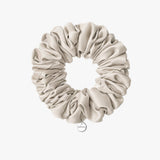 SHIRRING SATIN SCRUNCHIE (IVORY)