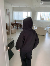 レストフローラルレースフリースフードジップアップ