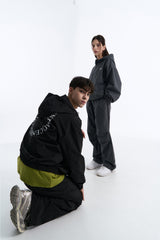 BACK ROUND WINDBREAKER (Black, Charcoal)