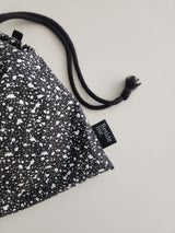 terazzo flat string pouch bag - black L