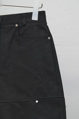 Relaxed Multi-Pocket Bermuda Shorts (Black)