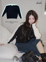 Black and White Colored Round Knitwear