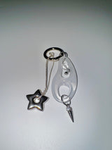 Lily blossom keychain