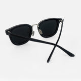 フラットバーサングラス CLIC,CLAC アイラ 01