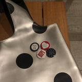 stop thinking / pin button set.2 brown