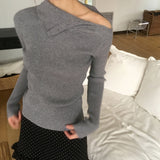 Steep Unbalanced Button Collar V-neck Knitwear
