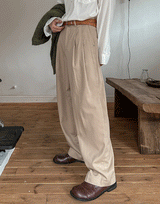 Odison rivet pintuck pants