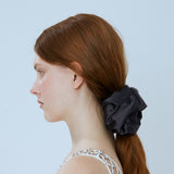 CLASSIC SATIN SCRUNCHY (BLACK)