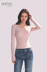 Daisy V-neck Lace Long Sleeve T-shirt