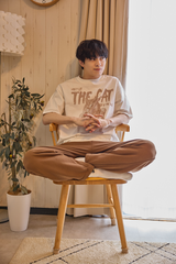 QT8 x USA TAKUMA ステイケイション·スウェットパンツ (ブラウン)