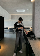 Billy Hachi Dangara Round Knit