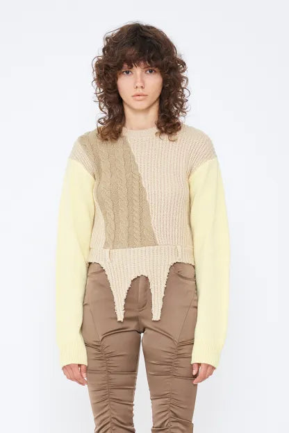 SWITCHING COLOR KNIT