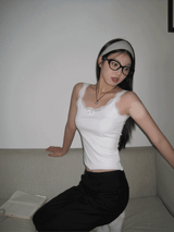 House lace white sleeveless top