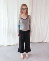 STEP BUTTON CROPPED PANTS