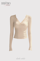 Daisy V-neck Lace Long Sleeve T-shirt