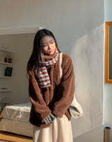 25FW★ [BAONHAUS] Temdi Stripe Pom-Pom Muffler