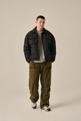 VOLUME POCKET PINTUCK PANTS - KHAKI