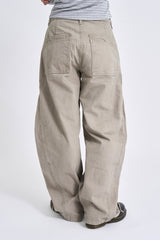 Curve pocket ham strap pants