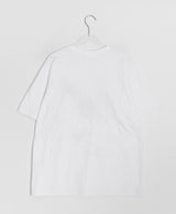 クオン プリント ルーズフィット ショートスリーブ Tシャツ