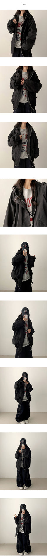 Shunnel Vintage Crack Printed Sweatshirt