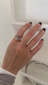 Silver snail @ ring