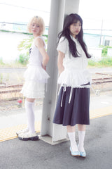 apron frill skirt