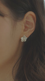 【MADE】 Bubble daisy earring