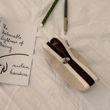 Clam round pencilcase _ Ang butter