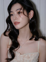 RV-DQ Halo Chain Earrings_Gold