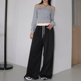Linbu 87 Patch Off-Shoulder Sweatshirt