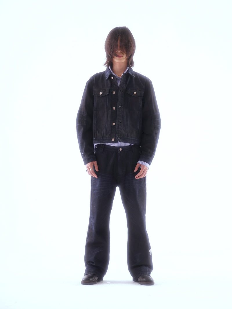 COATED KNIFE-SCRAPED HAND-WIPED DISTRESSED DENIM JACKET