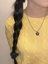 gleaming little star necklace [black pearl]