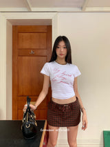 レトロレッドレターショートスリーブTシャツ