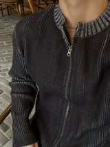 Fog lip zip-up knitwear