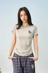 スリムニットドッグエンブロイダリーTシャツ