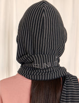 REVERSIBLE FRILL MUFFLER (BLACK)