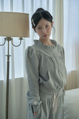 Lovely frills zip up