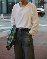 BSTUDIOS_30's LOOSE NECK TEE
