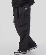STACK LOGO STRING CARGO NYLON PANTS 
