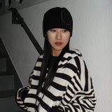 Stitched hairy beanie / Black