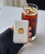 toast MagSafe leather card wallet 