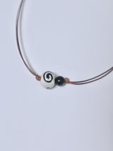 wood round swirl necklace