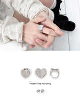 Velvet Crystal Heart Ring