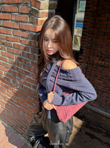 Mooding off-shoulder twisted choker knitwear