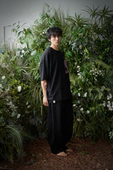 ペイズリー柄カットアウト 1/2 Tシャツ (Black)